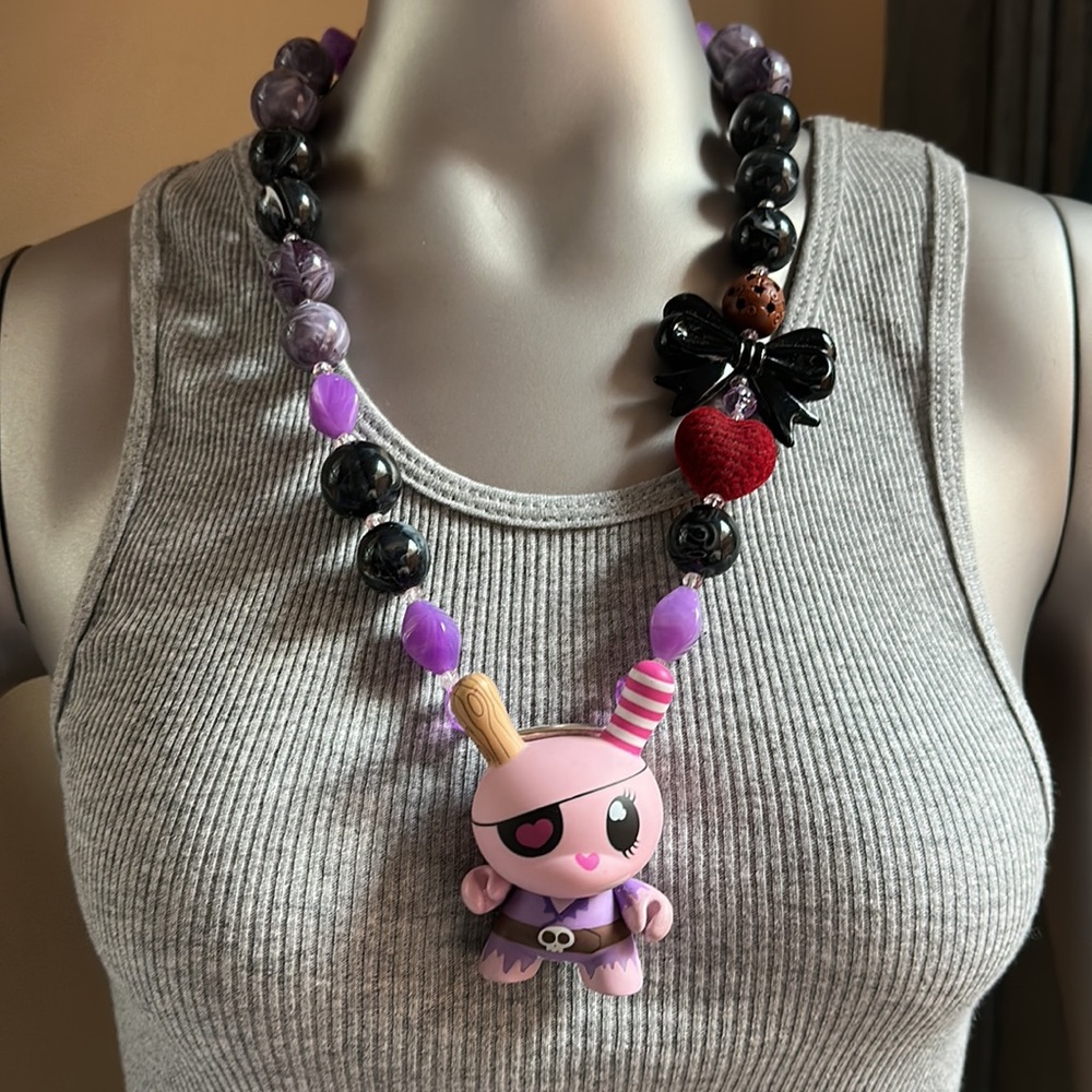 Tarina Tarantino xKidrobot Dunny Clutter Pirate Pendant Necklace - Picture 5 of 6